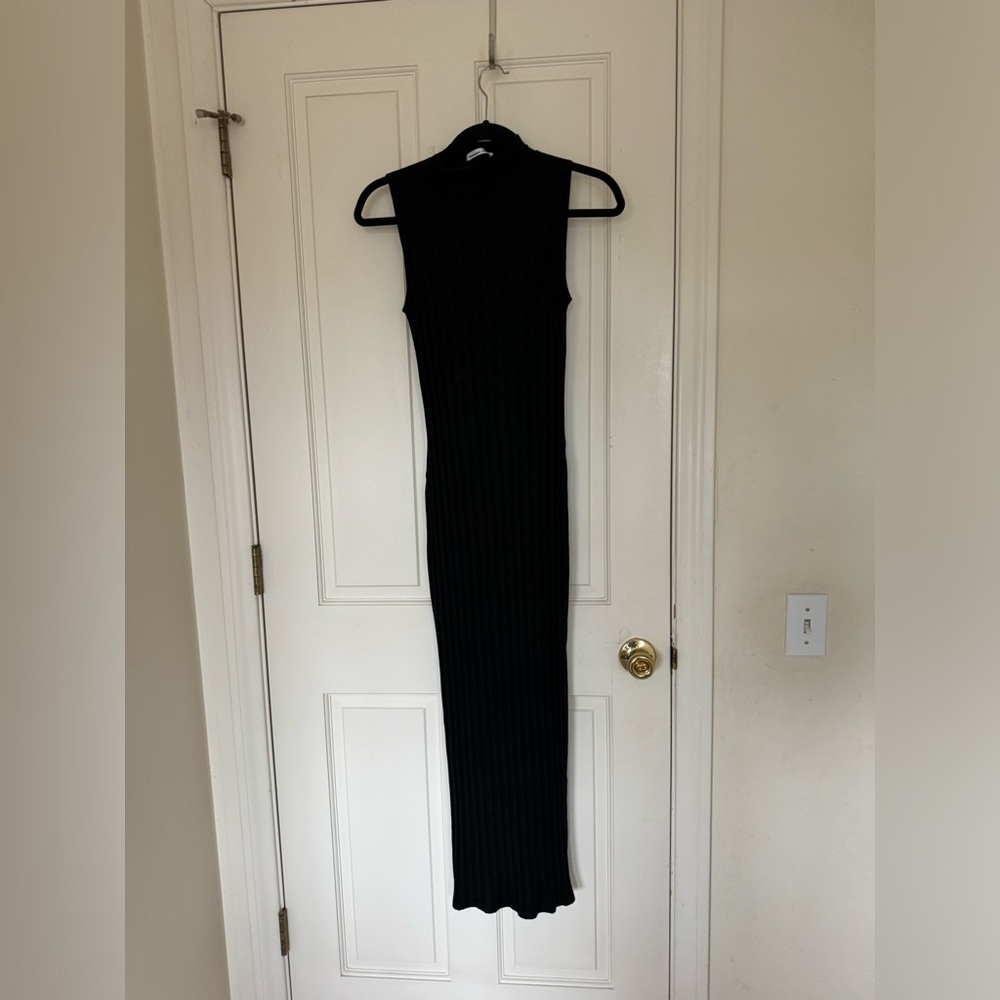 Reformation black maxi dress size XS never worn like new
